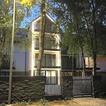 Eden Premium Sauna, Jacuzzi Szálloda Władysławowo