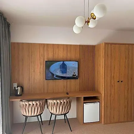 Eden Premium Sauna, Jacuzzi Szálloda Władysławowo