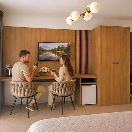 Eden Premium Sauna, Jacuzzi Szálloda Władysławowo