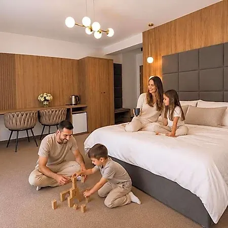 Szálloda Eden Premium Sauna, Jacuzzi 3*